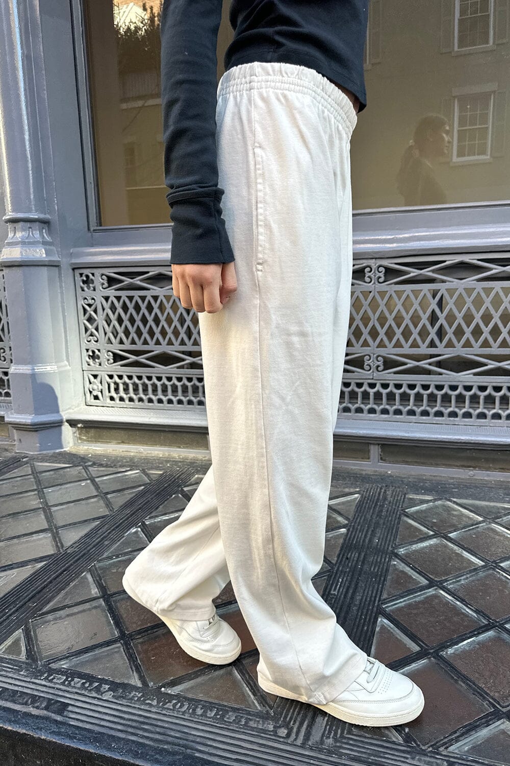 Anastasia Sweatpants - Image 23